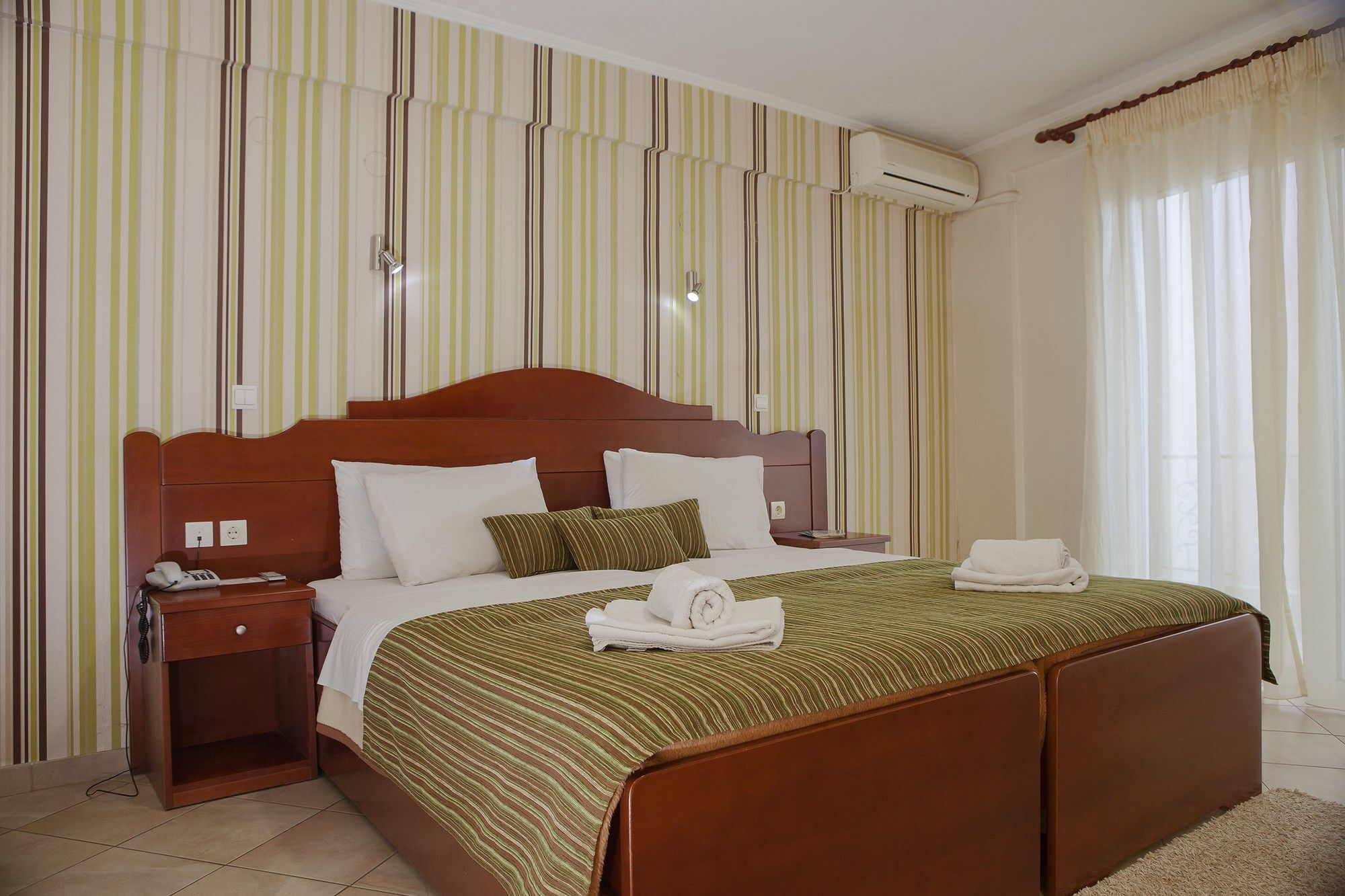 Akti Hotel อิโออันนินา ภายนอก รูปภาพ