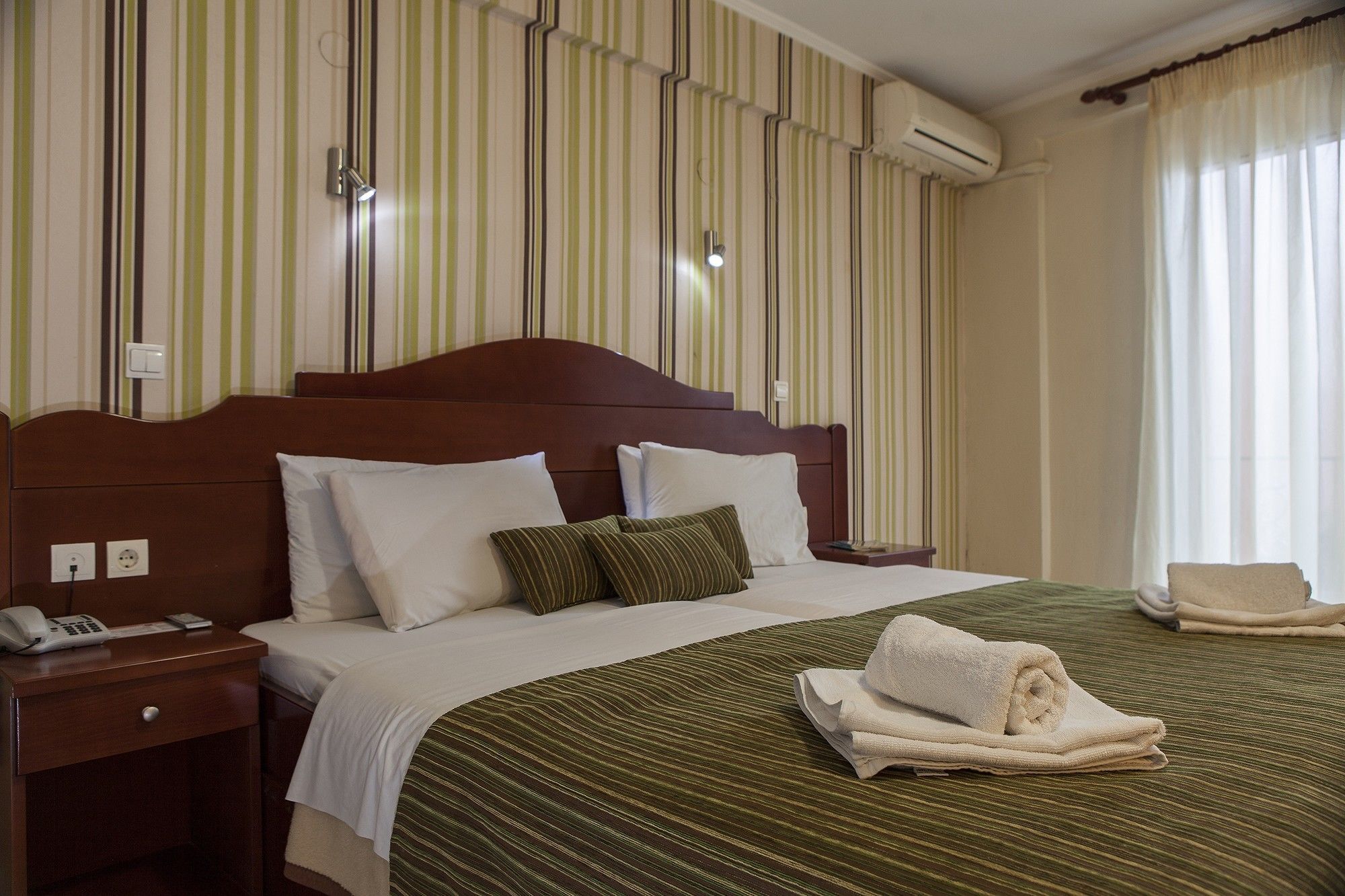 Akti Hotel อิโออันนินา ภายนอก รูปภาพ